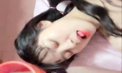 颜值不错白皙苗条双马尾妹mei子啪pa啪秀口-交逼逼特写挺嫩后入抽[chou]插非常诱人很是诱惑喜欢不要错过