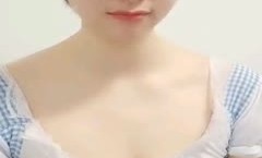 最美清新女神『上海榨汁机』小张雨绮首次和男友性xing愛啪 爆乳粉[fen]穴黑丝 可爱女仆装 无套猛烈速插内/射白浆