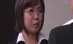 ATID-381厳格で禁jin欲的な女教師は、学園の淫習によって性奴教師に貶される。赤瀬尚第00集